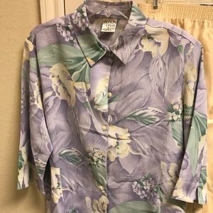 Allison Daley women’s outfit